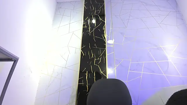 Valentin Lux online show from 14, 4, 2026