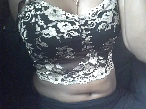 Couplehot00 online show from 8, 7, 2026