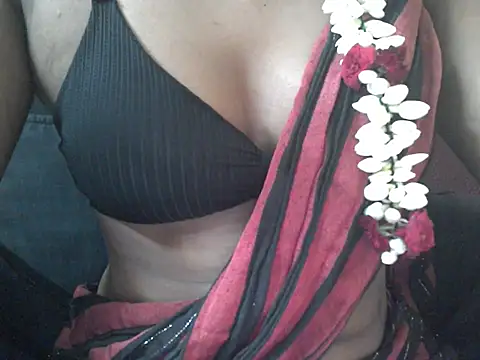 Couplehot00 online show from 20, 7, 2026