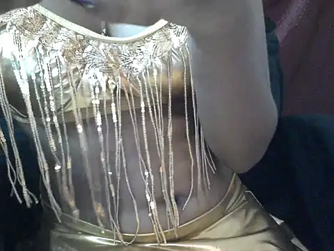 Couplehot00 online show from 28, 6, 2026