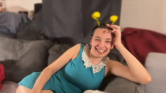 hello katieex online show from 28, 4, 2026