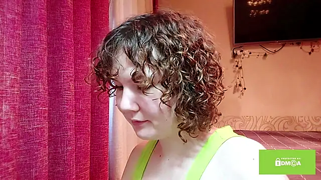 OlivaArashiro online show from 9, 3, 2026