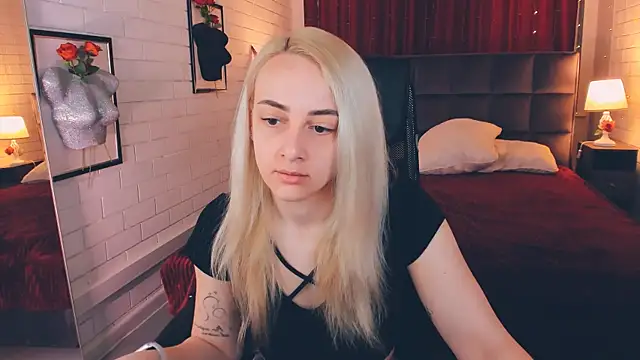 CarolMoor online show from 2, 4, 2026