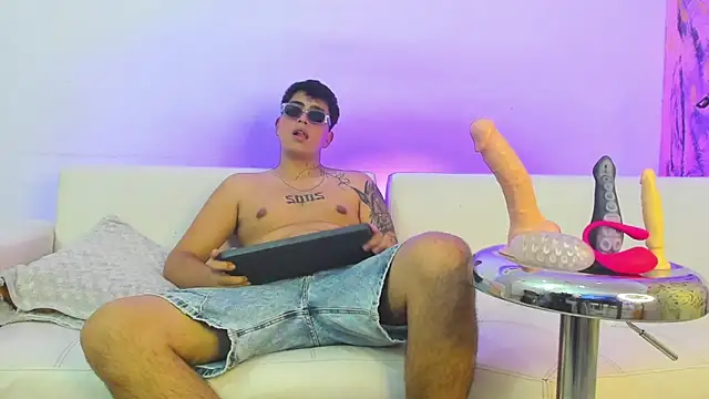 ThomasThundr online show from 14, 4, 2026