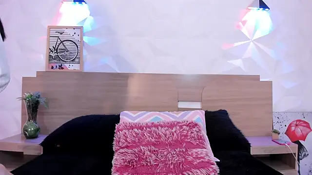 KittyVelve online show from 23, 4, 2026