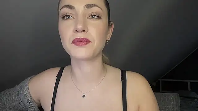 Snapshot of ScarlettSensitive chatting on 26, 5, 2026 ScarlettSensitive online show from 26, 5, 2026