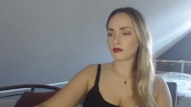 ScarlettSensitive online show from 23, 6, 2026