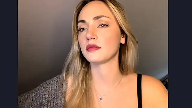 ScarlettSensitive online show from 30, 4, 2026