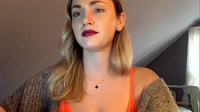 ScarlettSensitive online show from 12, 3, 2026