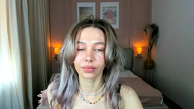 LuluAlis online show from 19, 4, 2026