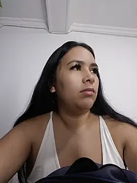 Karla  Morrison online show from 22, 5, 2026