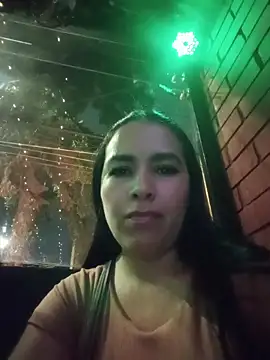 Karla  Morrison online show from 17, 5, 2026
