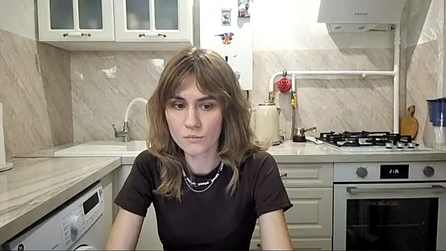 ElenoreHolguin online show from 3, 4, 2026