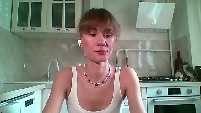 ElenoreHolguin online show from 14, 4, 2026