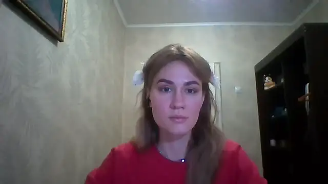 ElenoreHolguin online show from 29, 3, 2026