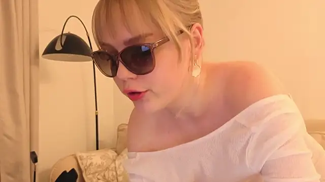 LittleForestELF2 online show from 14, 5, 2026