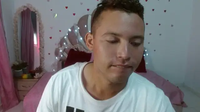Snapshot of sven_fox723 chatting on 7, 6, 2026 sven fox723 online show from 7, 6, 2026