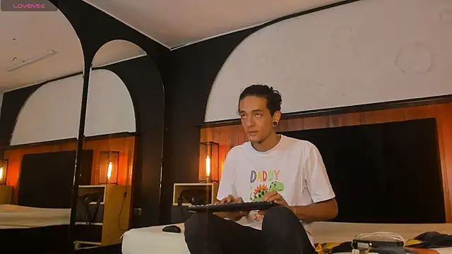 Snapshot of Skinny_Mac chatting on 25, 7, 2026 Skinny Mac online show from 25, 7, 2026