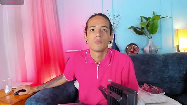Snapshot of Skinny_Mac chatting on 24, 7, 2026 Skinny Mac online show from 24, 7, 2026