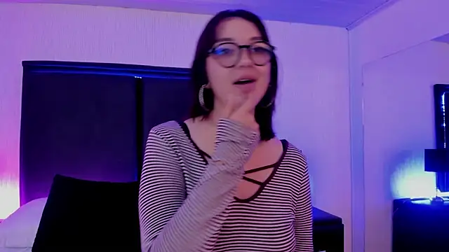 LilithBluum online show from 14, 4, 2026