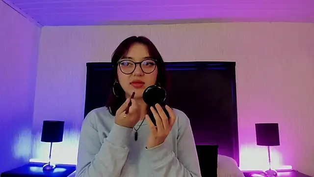 LilithBluum online show from 4, 4, 2026