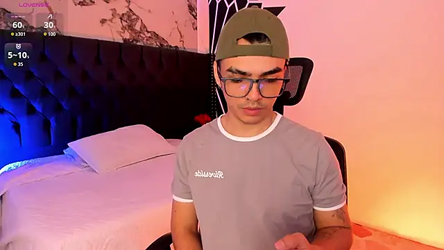 NicoKinggs  online show from 30, 4, 2026