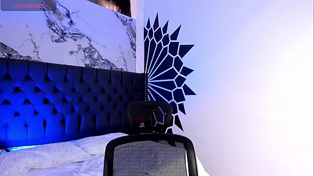 NicoKinggs  online show from 20, 4, 2026