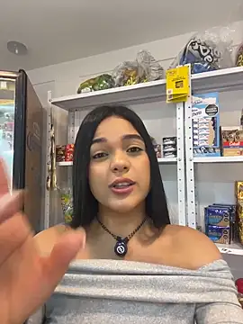 Bella-Ferrer online show from 30, 6, 2026