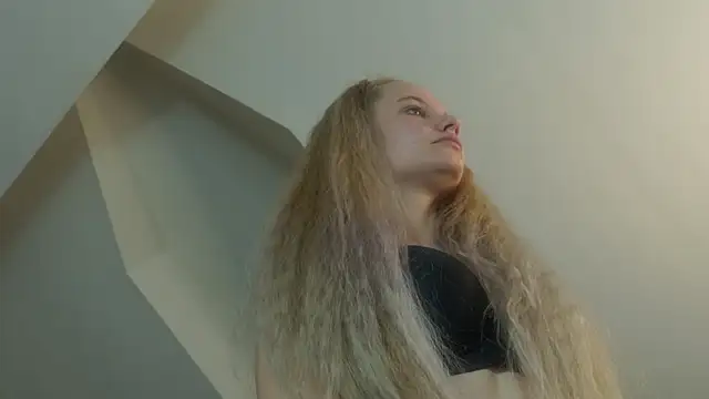 Snapshot of IceBlueBabe chatting on 2, 6, 2026 IceBlueBabe online show from 2, 6, 2026