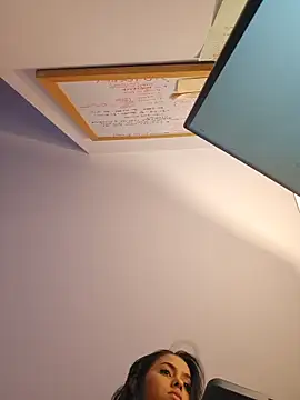 Victoria Evanss online show from 13, 4, 2026