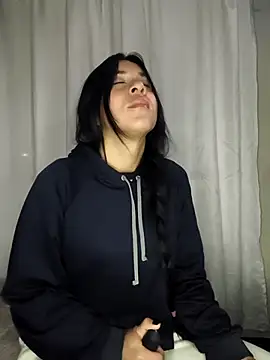 Camillemonroe  online show from 18, 4, 2026