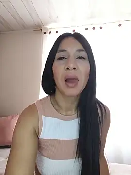 Camillemonroe  online show from 15, 5, 2026