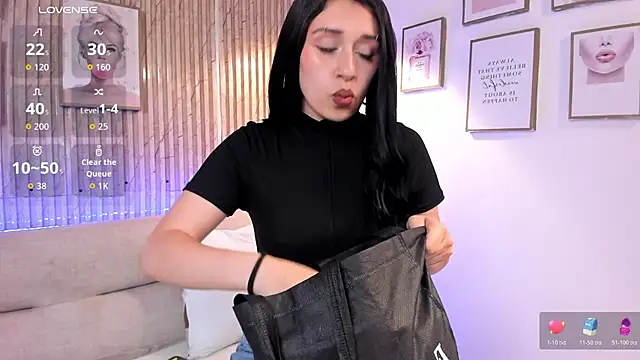 Zoey monroe online show from 10, 4, 2026