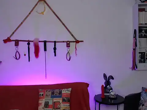 RedWidowCol online show from 11, 3, 2026