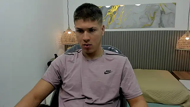 AlessandroFranco online show from 15, 4, 2026