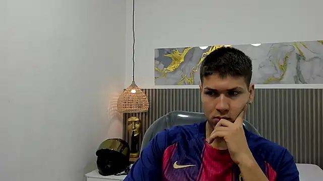AlessandroFranco online show from 4, 4, 2026