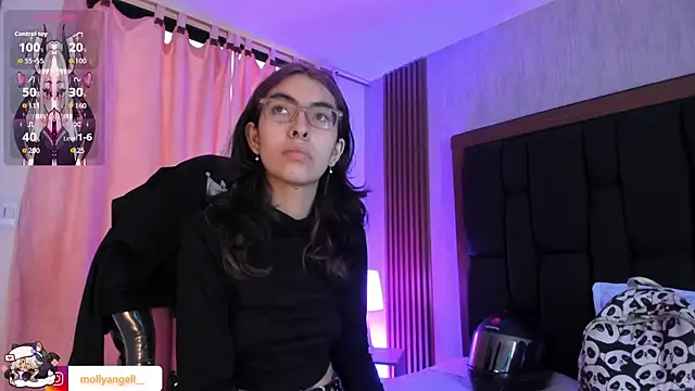 Molly A online show from 2, 7, 2026