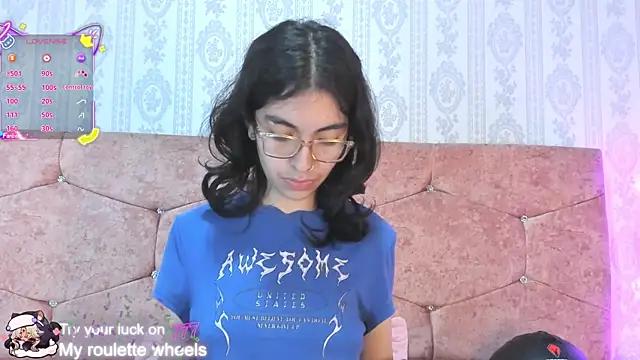 Snapshot of Molly_A chatting on 25, 3, 2026 Molly A online show from 25, 3, 2026