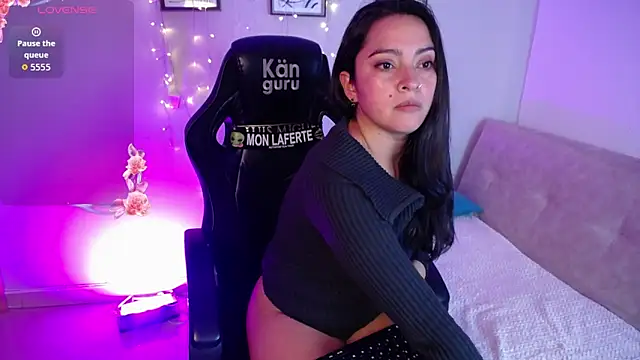 Siara Belle online show from 24, 3, 2026