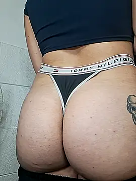 flor7772 online show from 24, 4, 2026