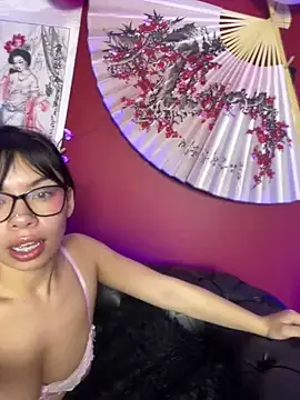 Queen Chanel XXX online show from 26, 3, 2026