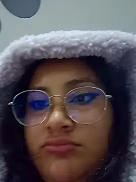 Liily Foxxy online show from 27, 3, 2026