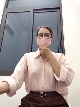 Mai phuong online show from 1, 4, 2026