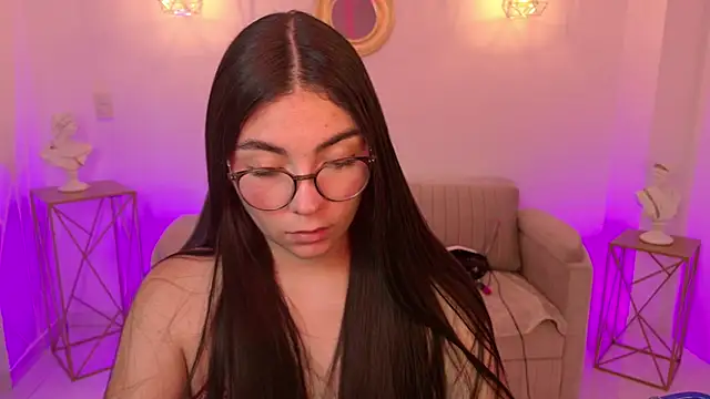 Gia Capri online show from 5, 4, 2026