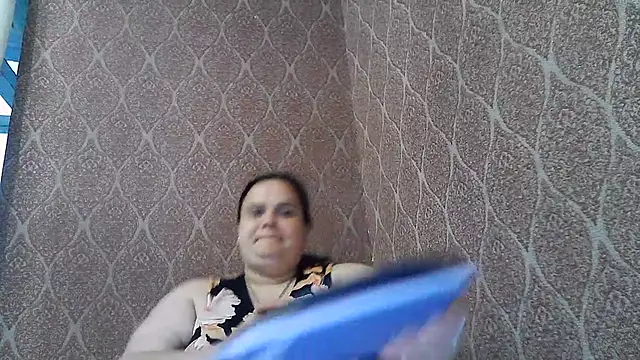 DollyGersonn online show from 9, 6, 2026