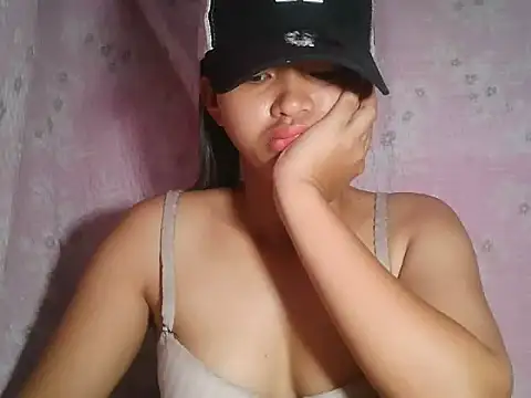 SAM SMILE XOXO online show from 3, 4, 2026