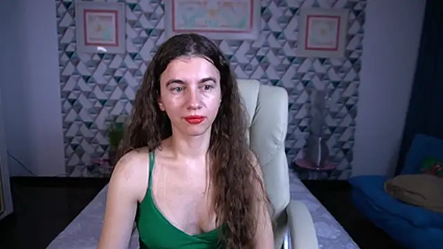 LittleJulii online show from 3, 4, 2026