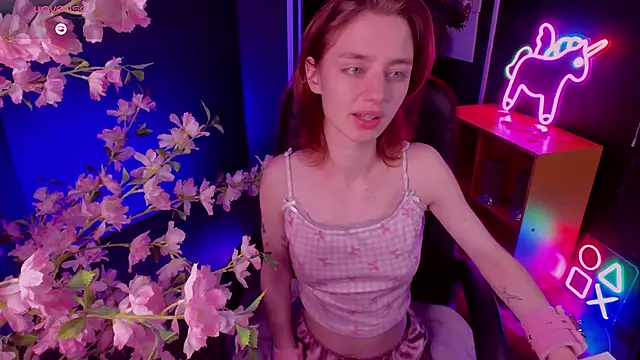 Pretty Victoria online show from 22, 4, 2026