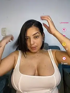 Kira33  online show from 27, 4, 2026