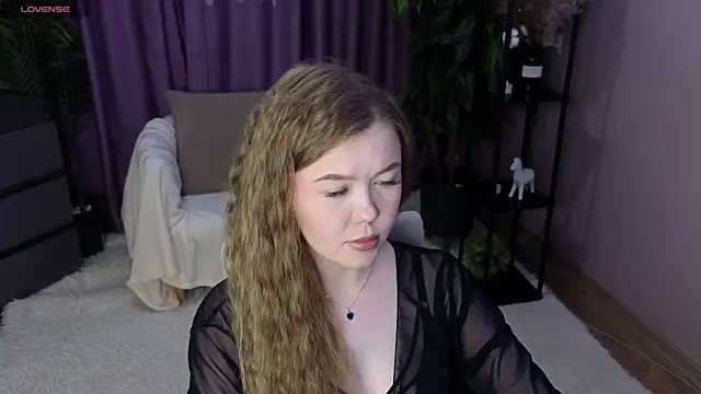 BlondeLina online show from 26, 4, 2026